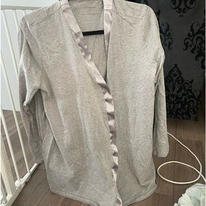 Large mother maternity short robe